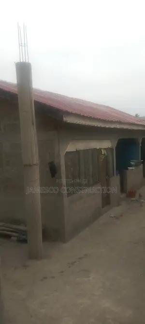 14bdrm Mansion in Jamesco Engineering, Ayensuano for sale