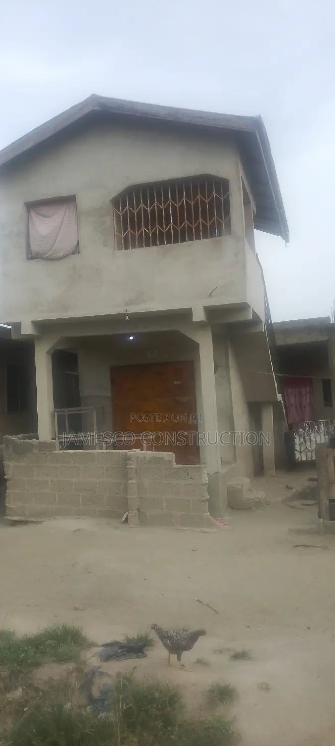 14bdrm Mansion in Jamesco Engineering, Ayensuano for sale