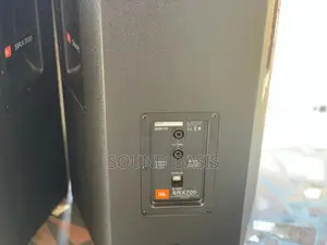 JBL SRX 715 Professional Mid-Range/Short-Range Speakers