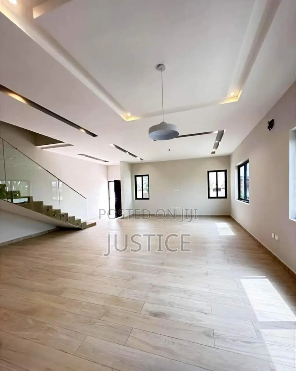 4bdrm Duplex in Oyarifa for sale
