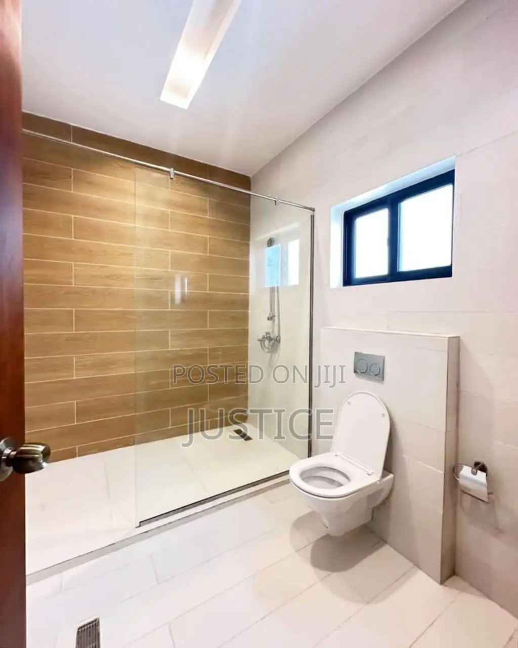 4bdrm Duplex in Oyarifa for sale
