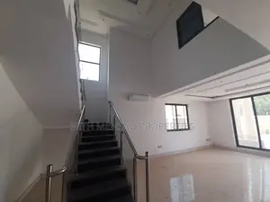 4bdrm House in Skm, West Legon for sale