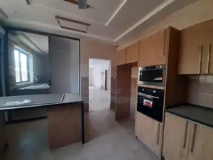 4bdrm House in Skm, West Legon for sale