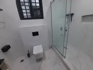 4bdrm House in Skm, East Legon for sale