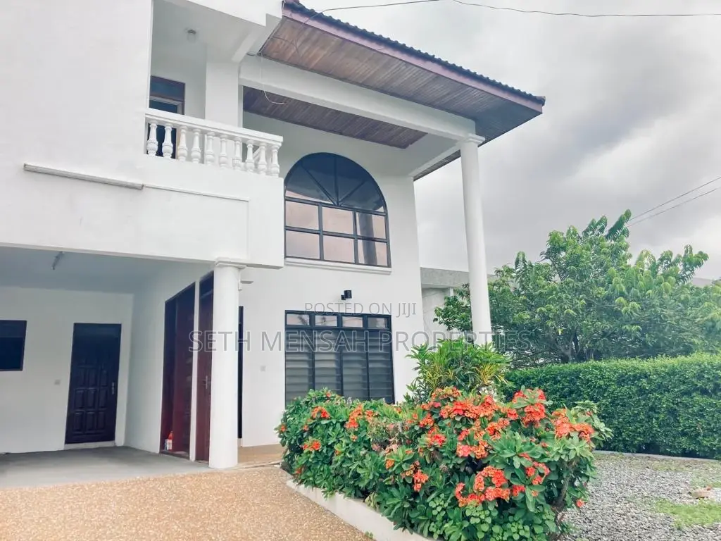 4bdrm House in Skm, Airport Residential Area for rent