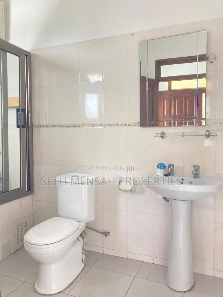 4bdrm House in Skm, Airport Residential Area for rent