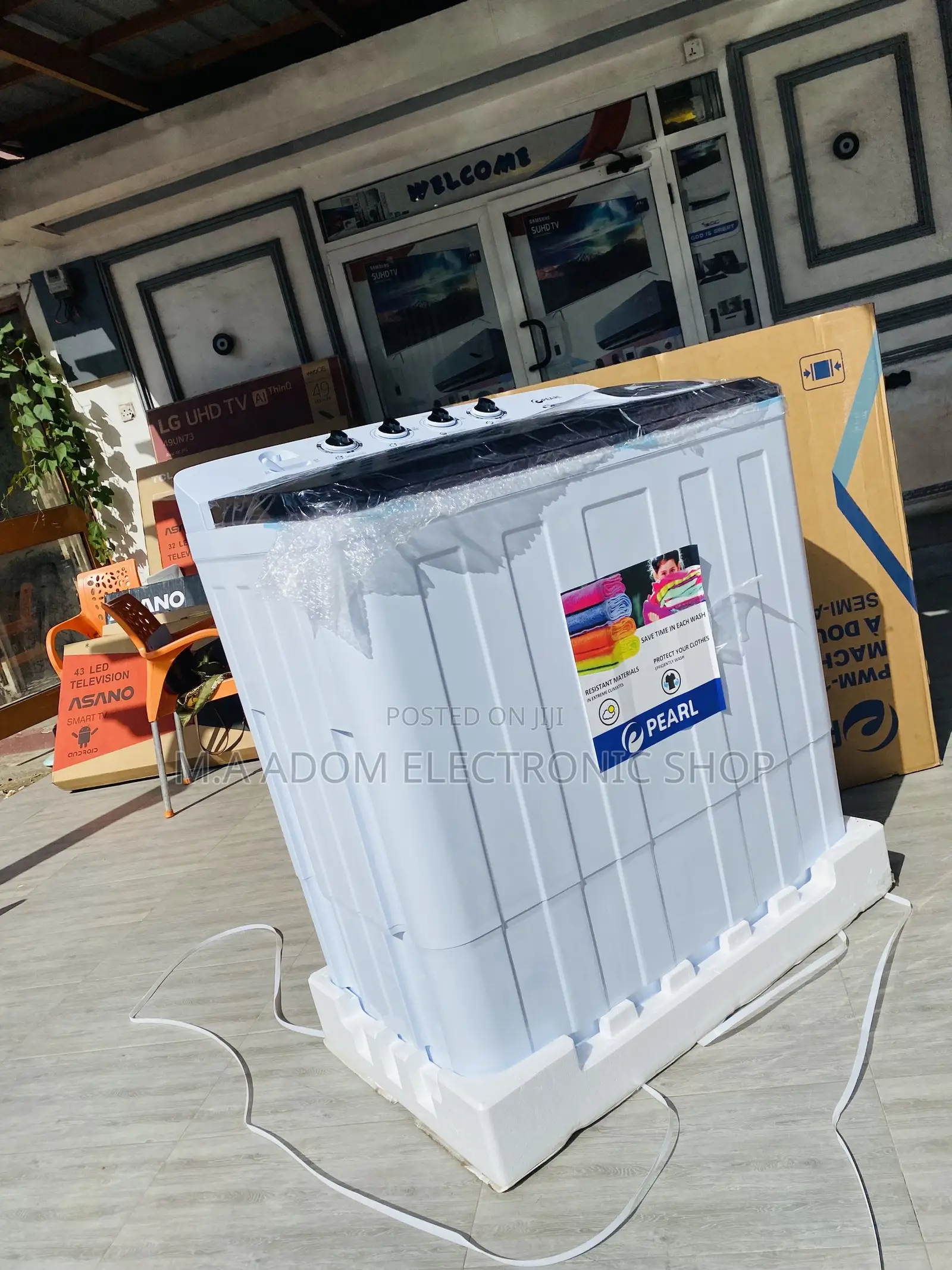 Classic Design Pearl 18kg Top Load Washing Machine.