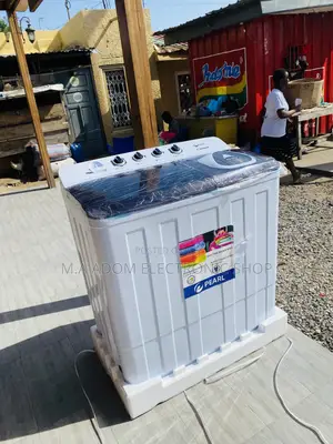 Lovely Design Pearl 18kg Top Load Washing Machine.