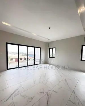 4bdrm Duplex in Oyarifa for sale
