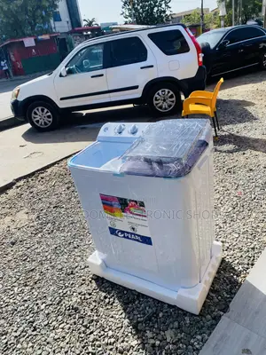 Energy Efficient Pearl 10kg Top Load Washing Machine.