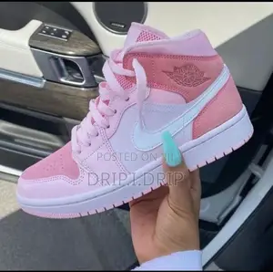 Jordan 1 High Dunk Pink for the Ladies and the Real Men