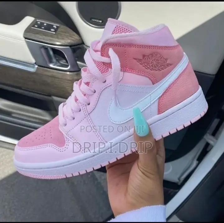 Jordan 1 High Dunk Pink for the Ladies and the Real Men