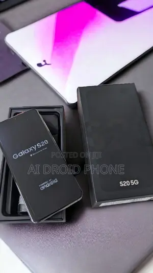 New Samsung Galaxy S20 128 GB