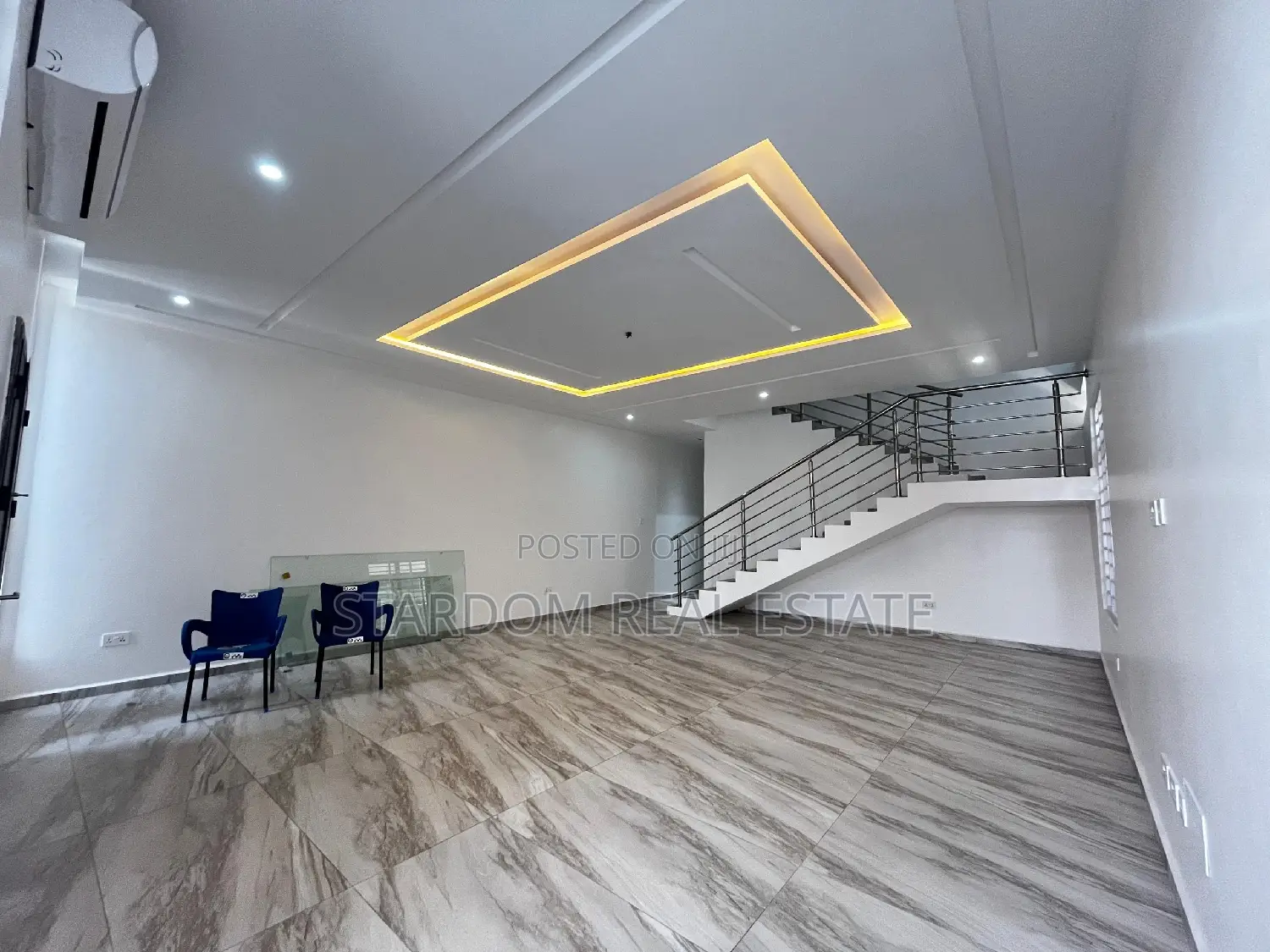 4bdrm Duplex in East Legon for sale
