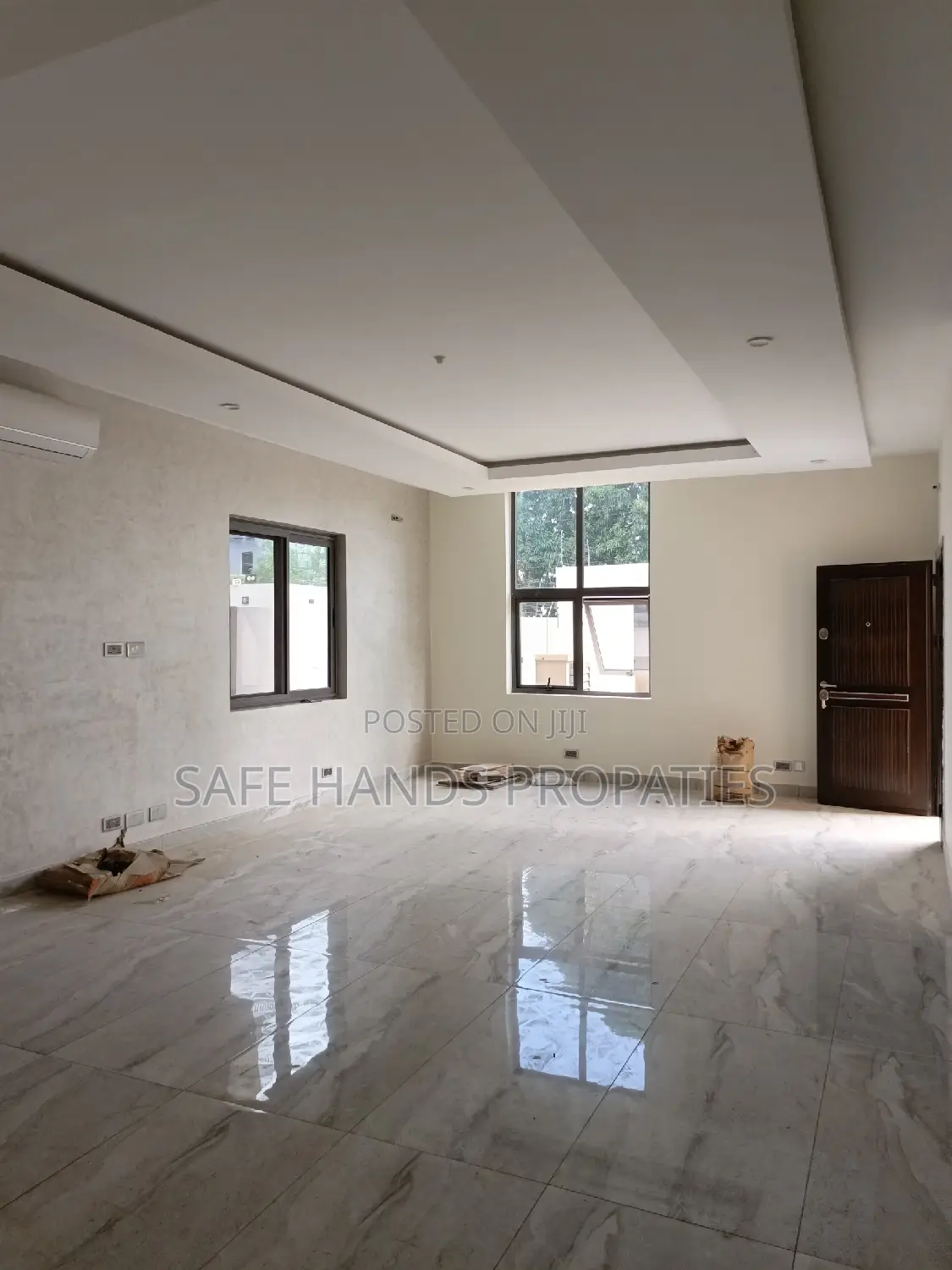 5bdrm Mansion in East Legon for rent