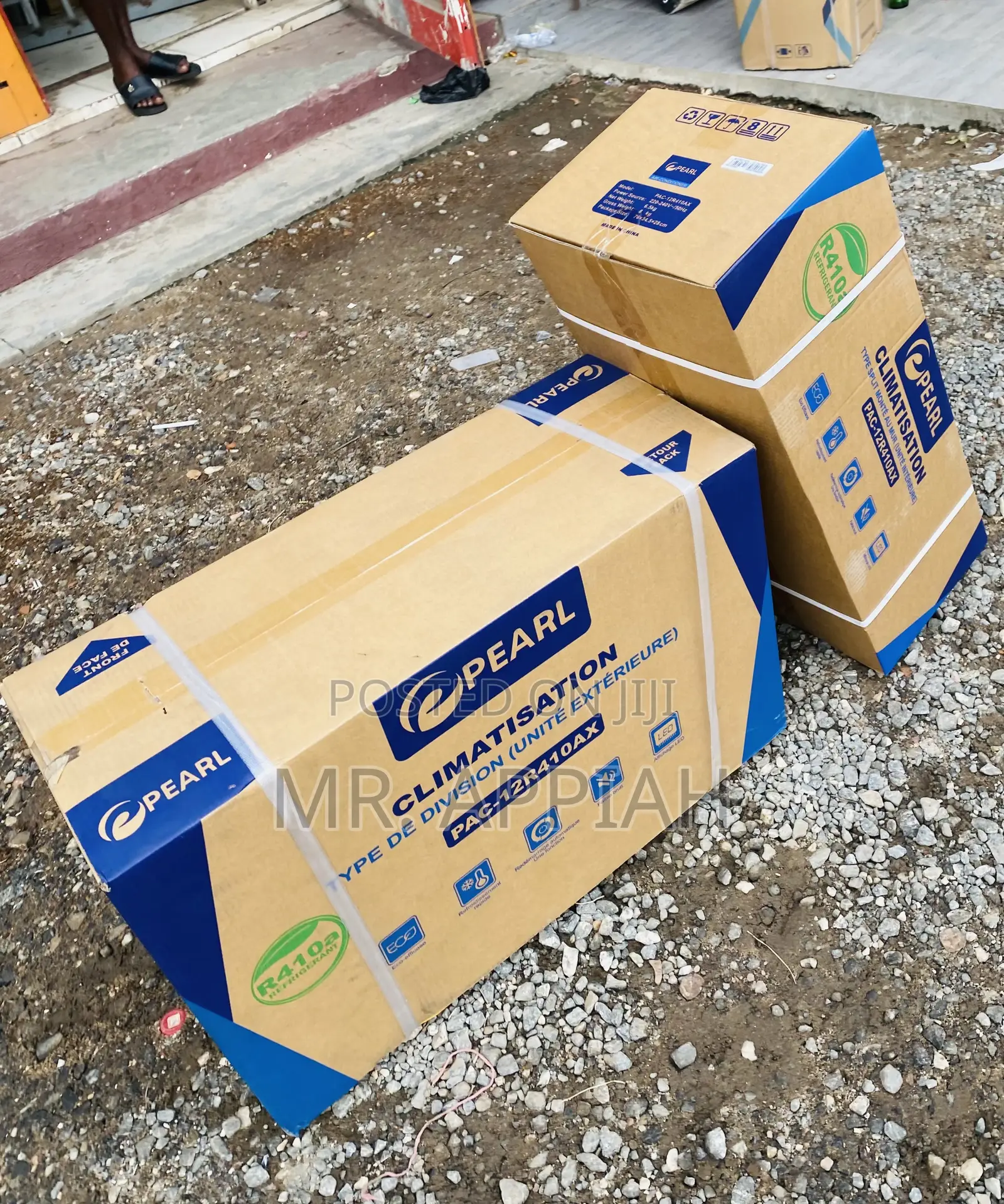Nicely Designed Pearl 2.0hp Split Type Air Conditioner.
