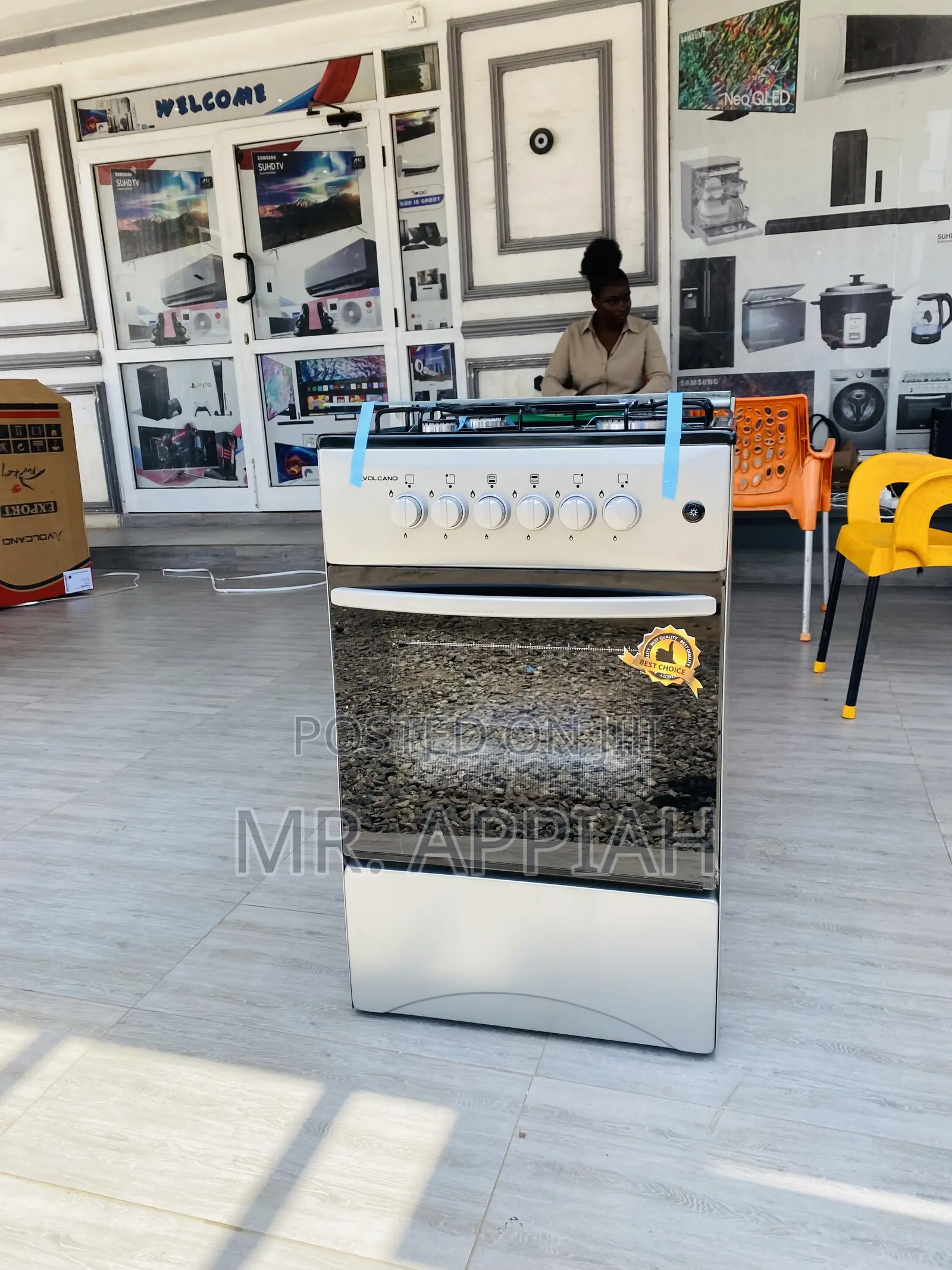 Nicely Design Volcano Oven and Grill 4 Gas Burner.
