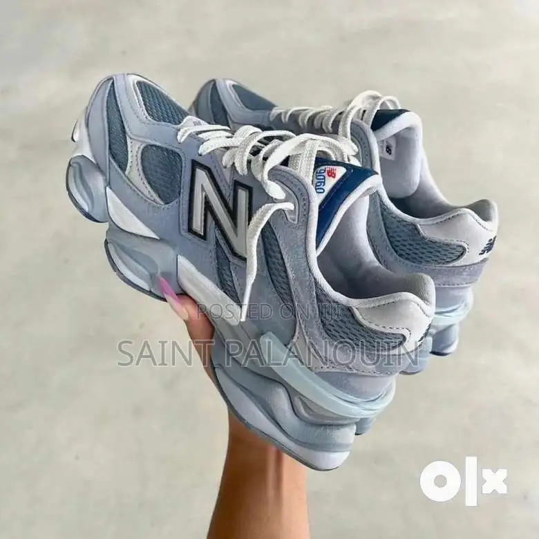 New Balance Sneaker