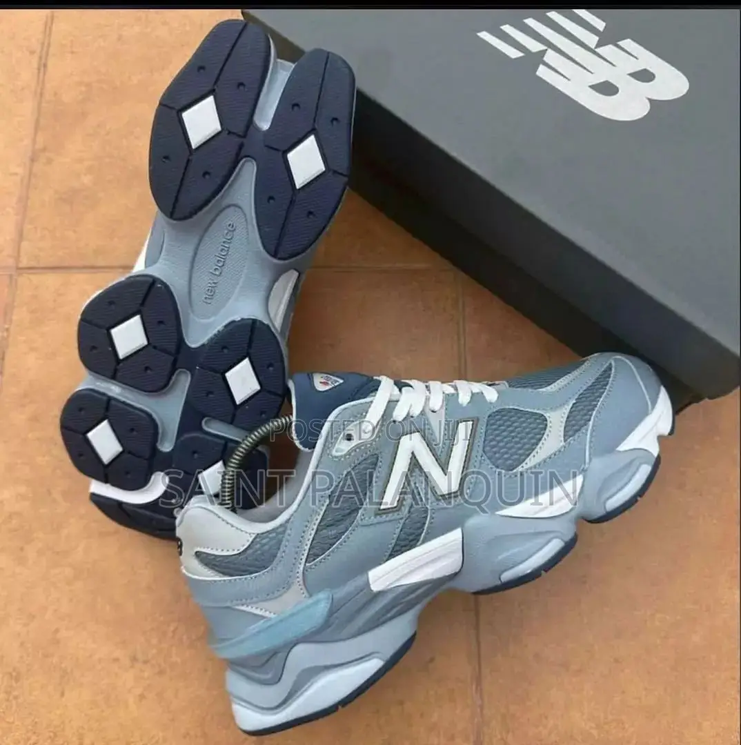 New Balance Sneaker