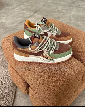 Nike Air Force Sneaker