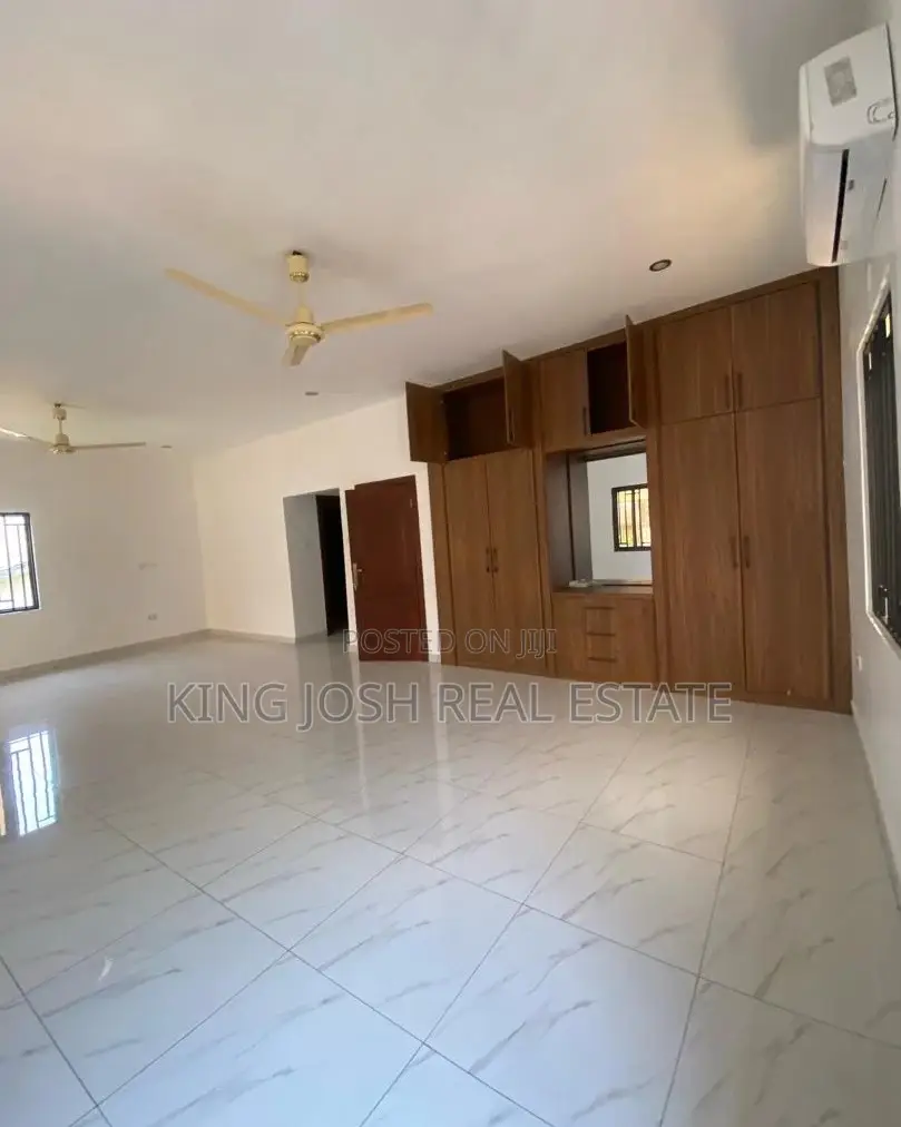 4bdrm House in Spintex for rent