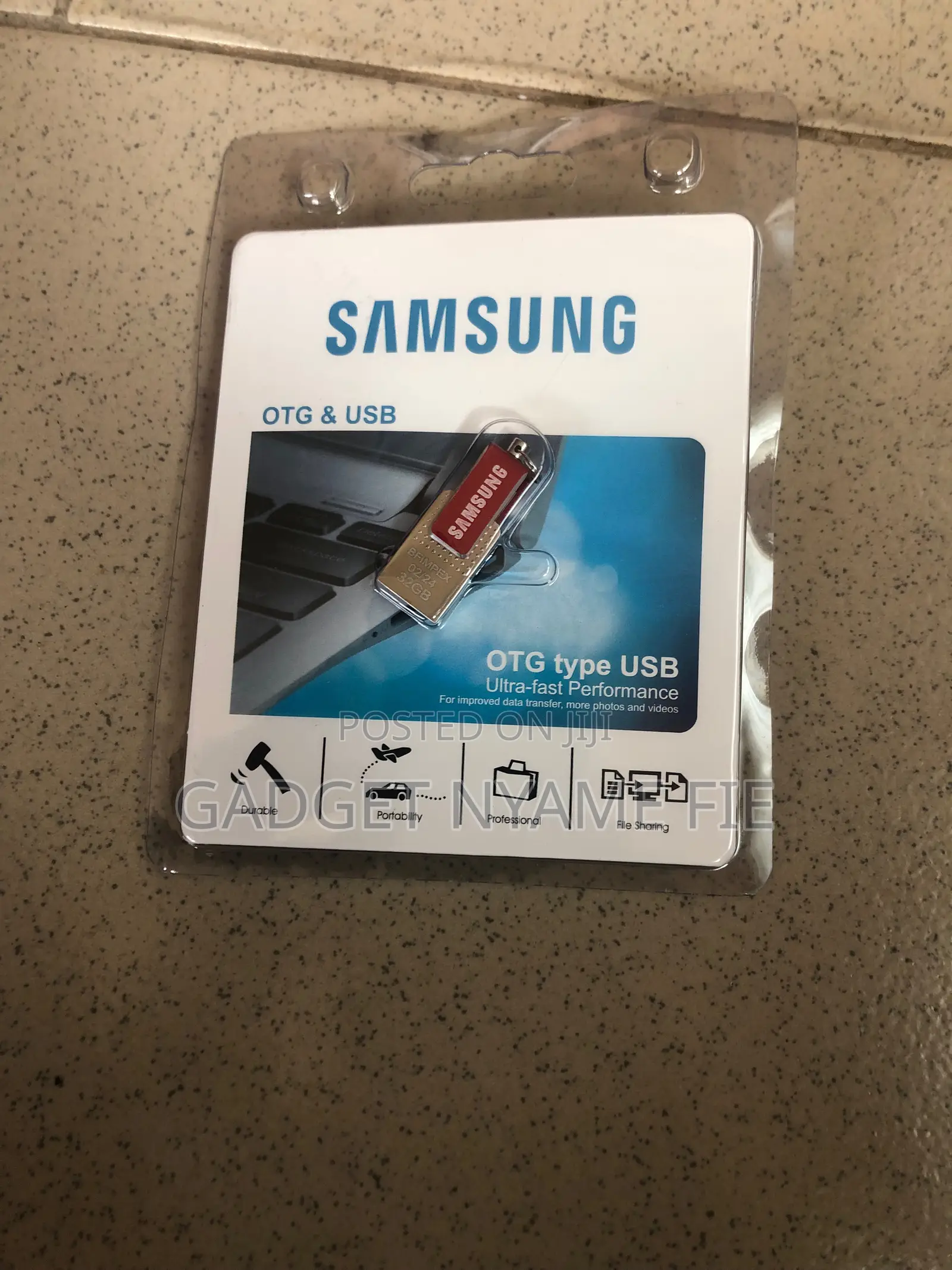 32GB Samsung Pen-Drive