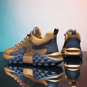 Casual Sneakers
