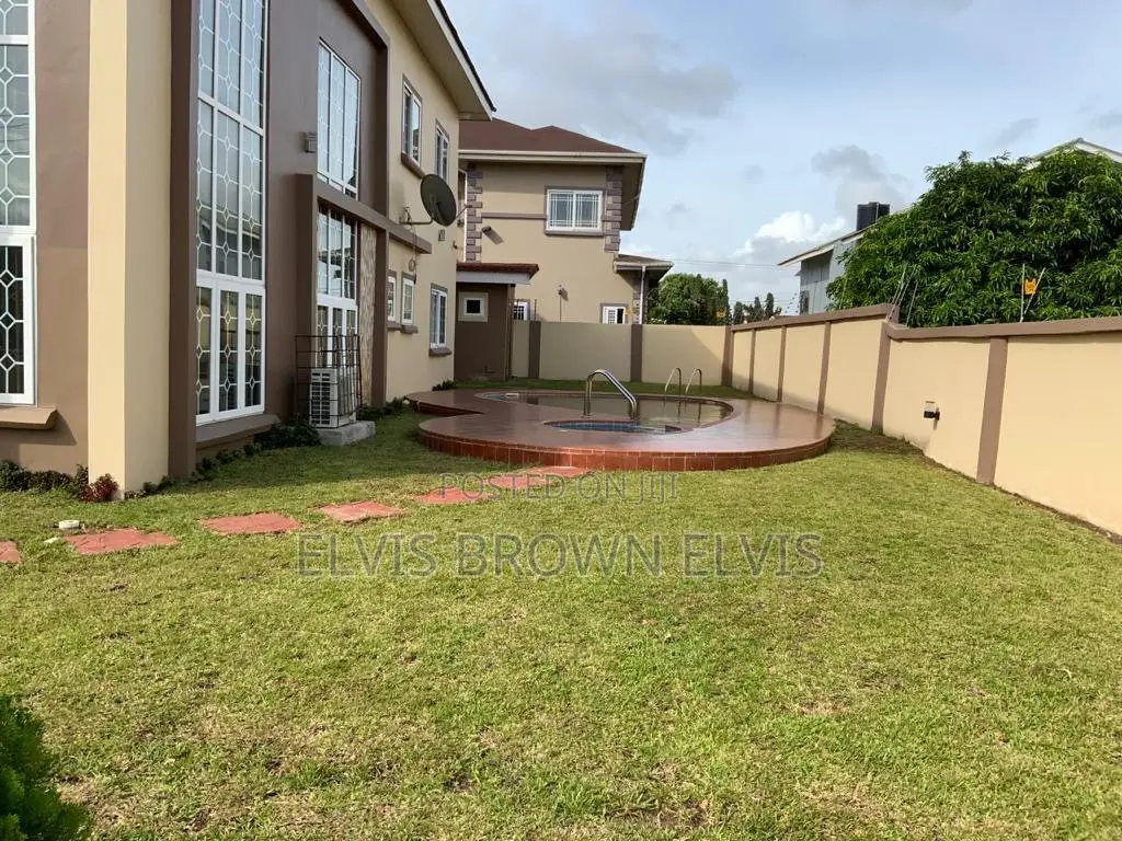 Furnished 5bdrm Duplex in Ajiriganor, Adjiriganor for rent