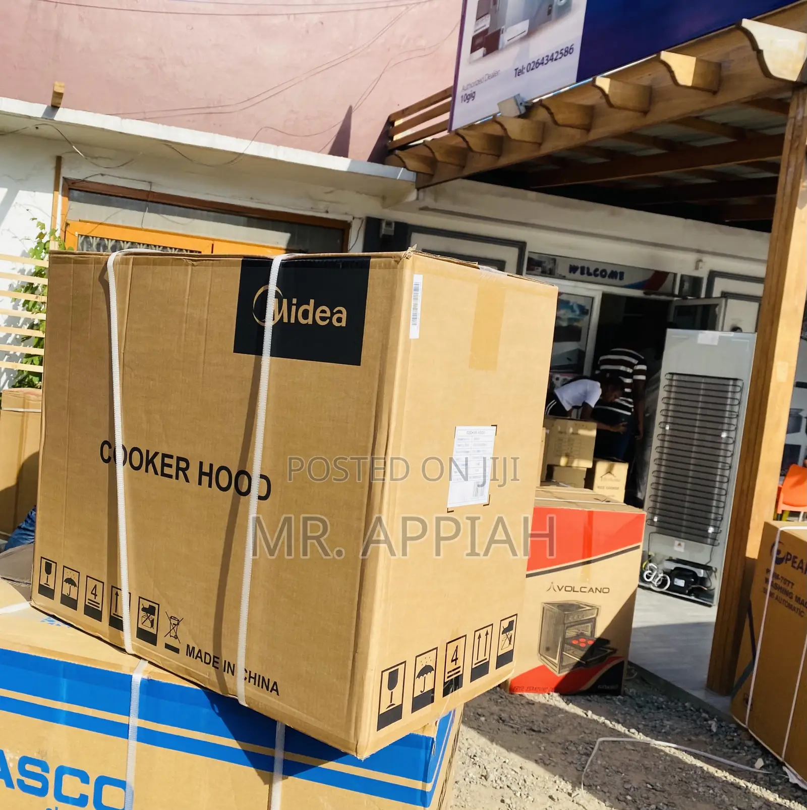 Sealed in Box Midea 60M21 T-Shape Hood Extractor,Gray.