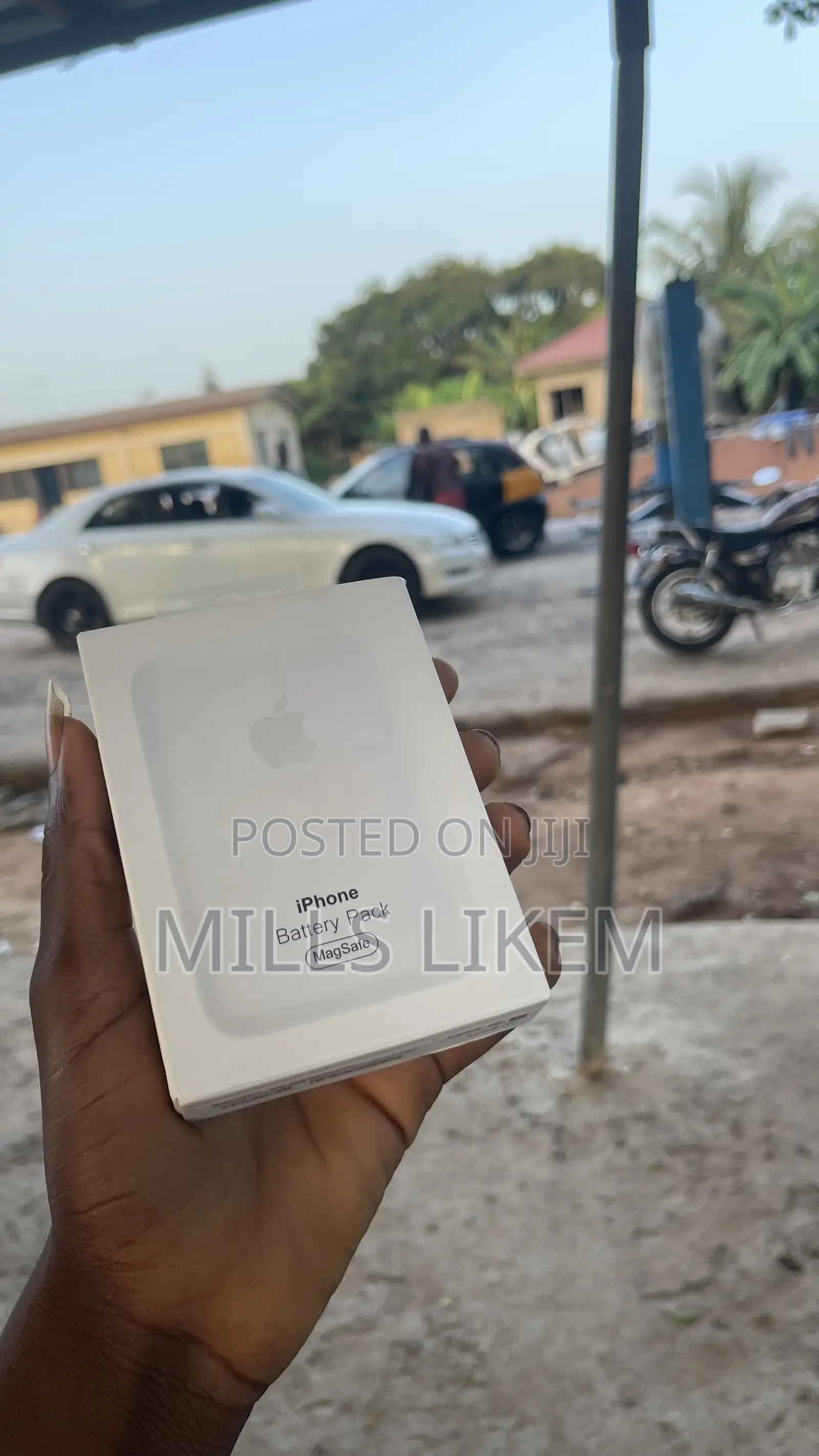 Apple Magsafe Battery Pack