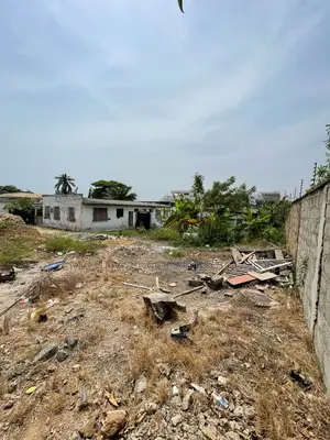 2 Plots of Land for Sale at Labone