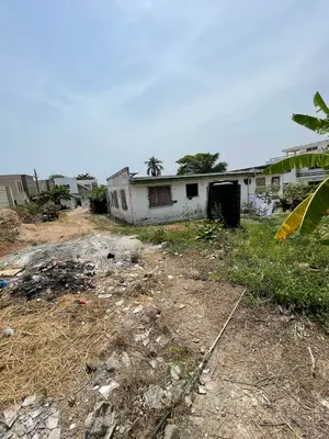 2 Plots of Land for Sale at Labone
