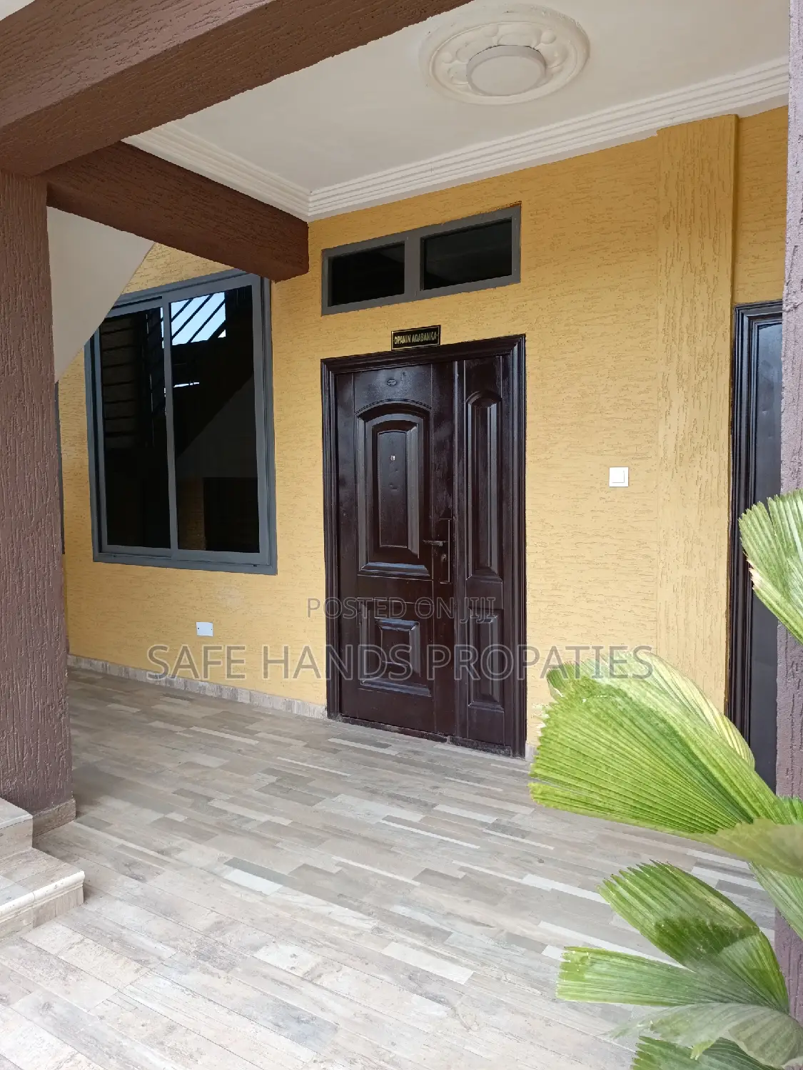 Furnished 3bdrm Apartment in Stay Cool, Ability for rent
