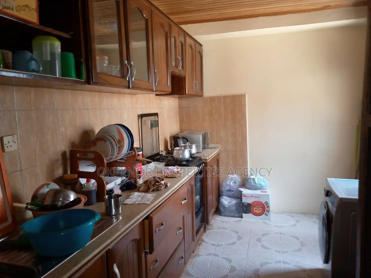 Furnished 4bdrm House in Sakumono, Accra Metropolitan for sale