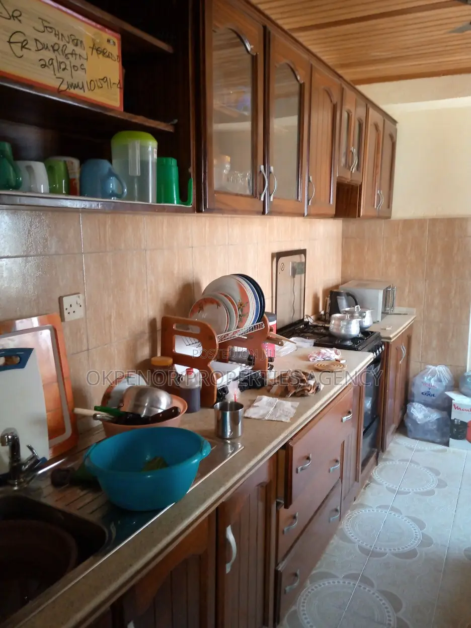 Furnished 4bdrm House in Sakumono, Accra Metropolitan for sale