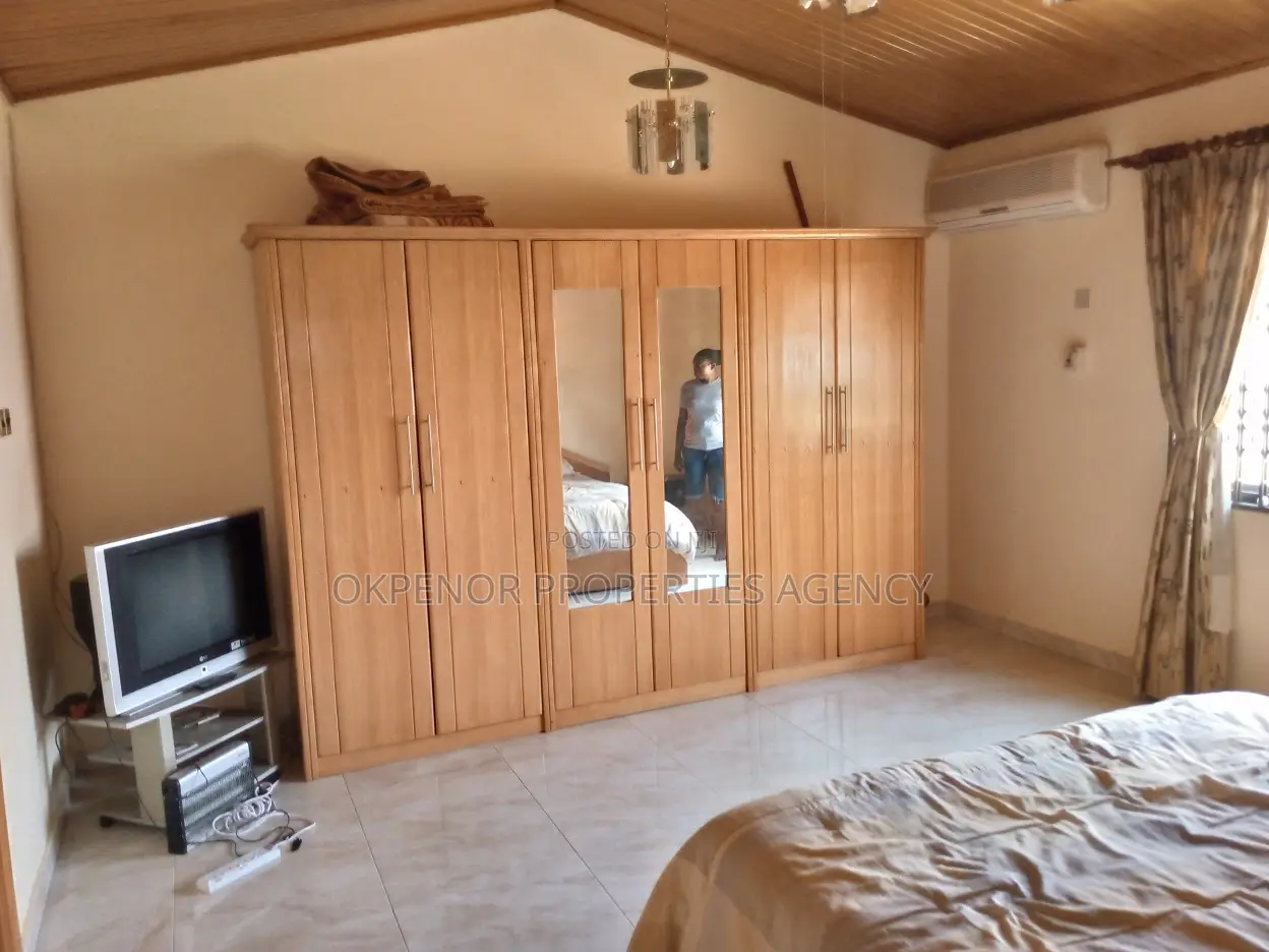 Furnished 4bdrm House in Sakumono, Accra Metropolitan for sale