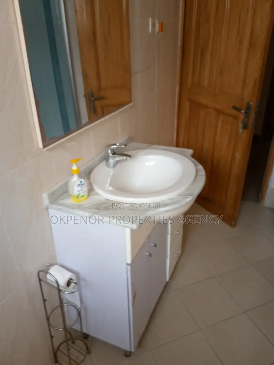 Furnished 4bdrm House in Sakumono, Accra Metropolitan for sale
