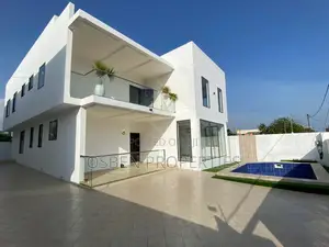 4bdrm Duplex in Pleasant Properties, East Legon for sale