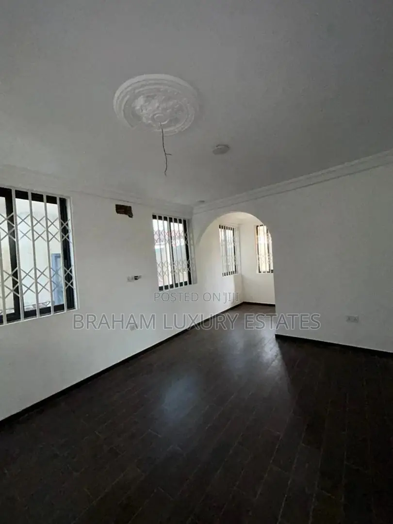 2bdrm Apartment in Shalom Sport, Lashibi for rent