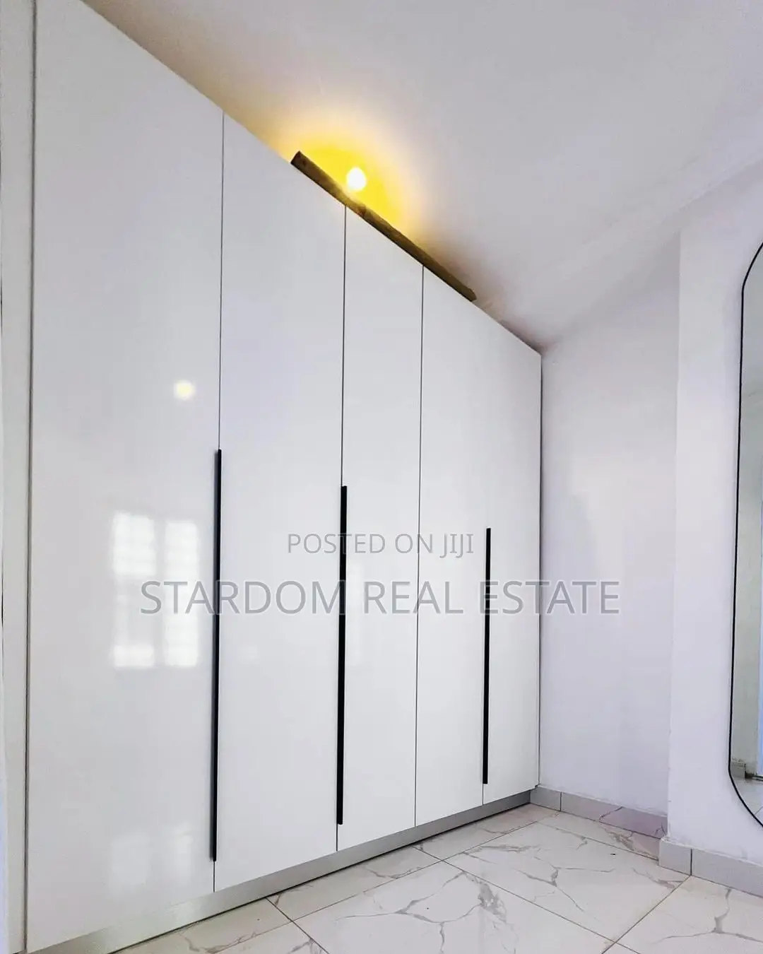 3bdrm Townhouse/Terrace in Ashaley Botwe for sale