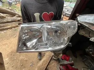 Toyota Landcruiser Headlights Left and Right