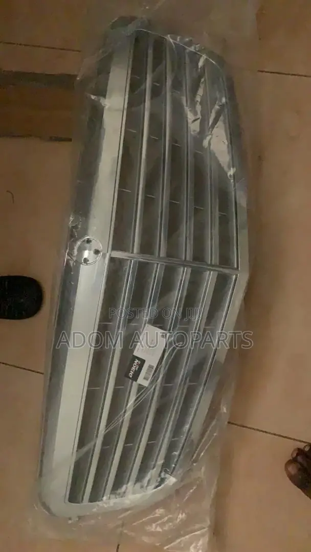 Mercedes Benz E350 Shells Grill