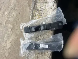 Hyundai Sonata Bumper Fender Locker