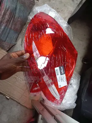 W205 C300 2015,2016,2017,2018,2019,2020 Taillight Cover
