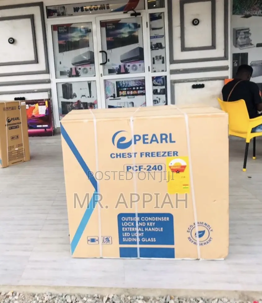 Shop Affordable Pearl PCF-240 1 Door Electric Chest Freezer