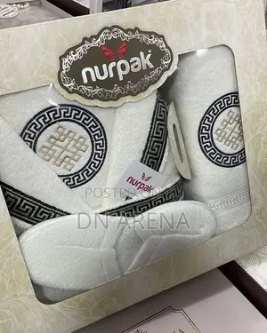 Unisex Robe Set Robe 2 Towels and One Bedroom Slippers Soap