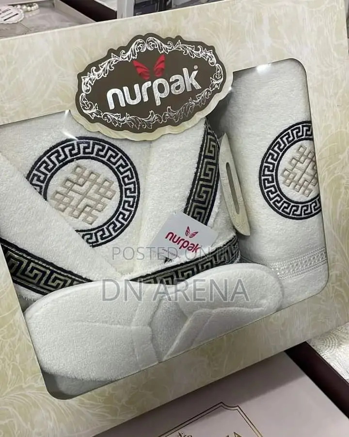 Unisex Robe Set Robe 2 Towels and One Bedroom Slippers Soap