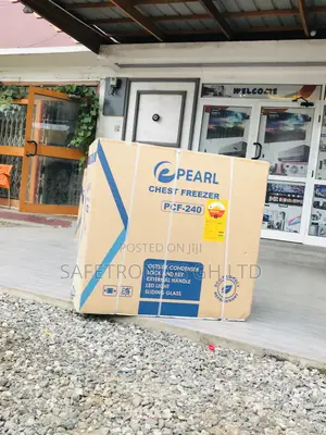 200 Liters Chestfreezer Singledoor Pearl PCF -240