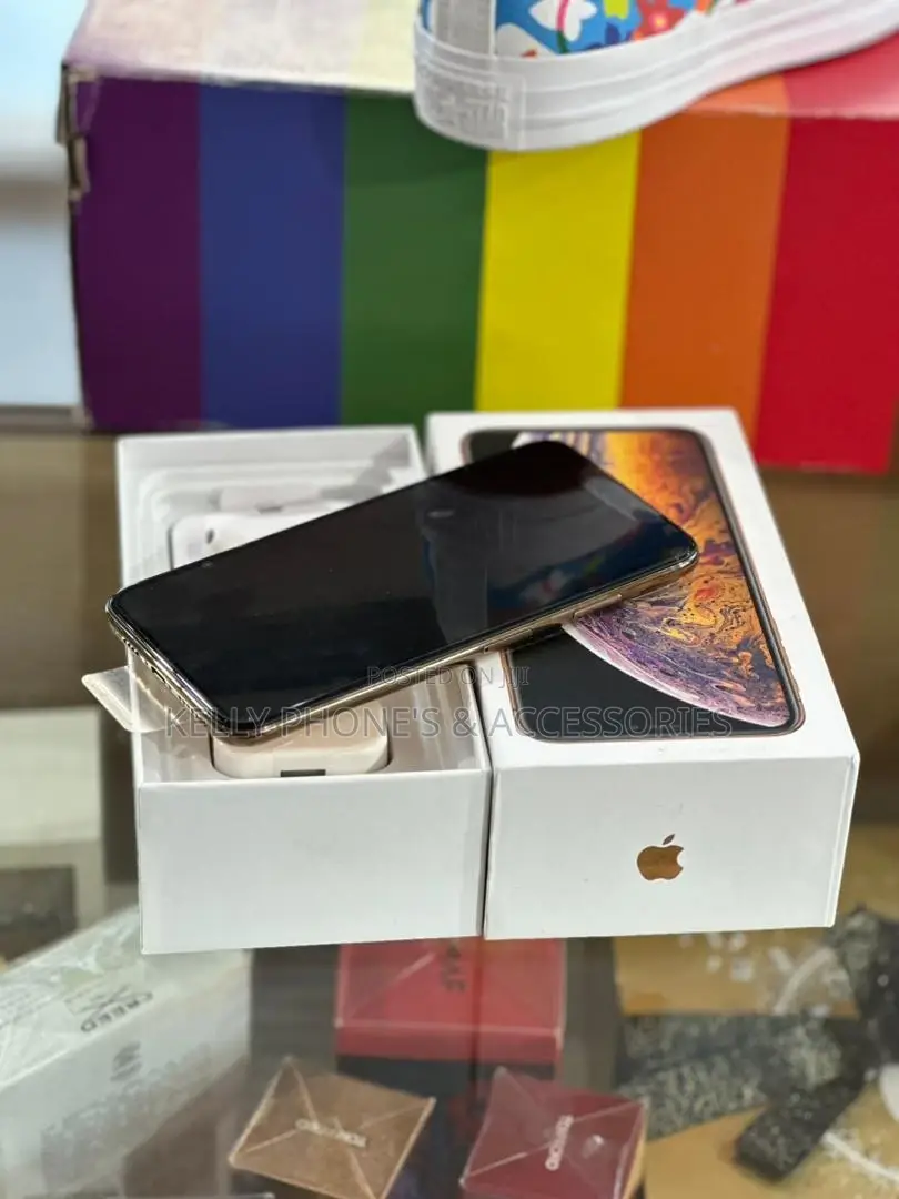 New Apple iPhone XS Max 512 GB Gold