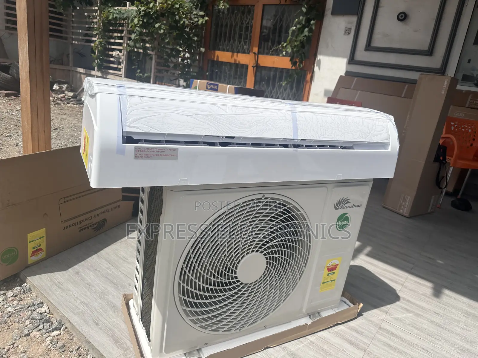 Rainbow Split R410 Gas 2.5hp White Air Conditioner 